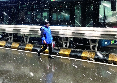 经四路附近降雪达到最大值